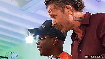 Lovely Cherie Devilles Side Fuck Dirt videos