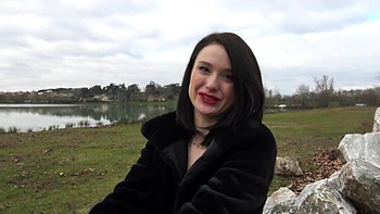 Abby teleports to the other side of the screen! - Jacquie et Michel TV videos