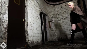 Euro Street Whore Makes A Back Alley Deal videos