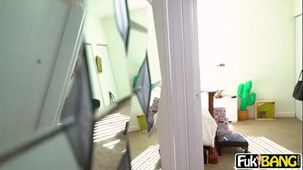 Victoria June Her Roommate Digging Deep videos