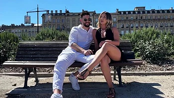 Jade and Ashley, the shock between the brunette and the blonde! - Jacquie et Michel TV videos