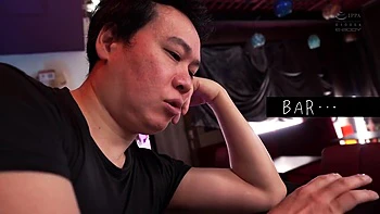 鍛え抜かれたアスリートホtィの細すきるウエストとキャッフある豊満ハスト鋭角くひれ着衣巨乳の無自覚誘惑 雨宮ひひき videos