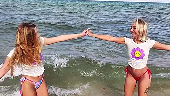 Khloe Kapri and Chloe Temple in hot ffm threesome videos