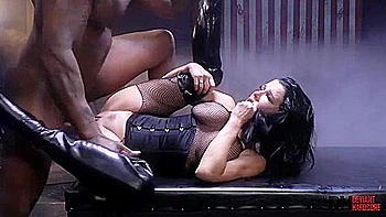 Nasty Milf Veronica Avluv Gets Dominated By Her Bbc Master - Interracial Hardcore videos