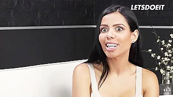 Top 5 Latinas Compilation! Incredible Women Show Off Their Curves videos