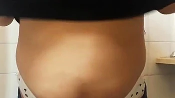 Indian Hot Bhabi Playing Own Big Boobs Tight Nipel videos