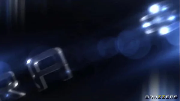 VR Sneaky MILF Burn / Brazzers  / download full from http://zzfull.com/burn videos