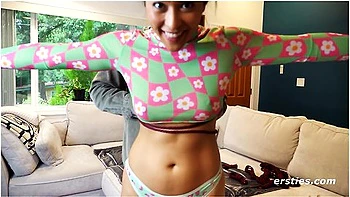 Sexy Jin Masturbates While Tied Up videos