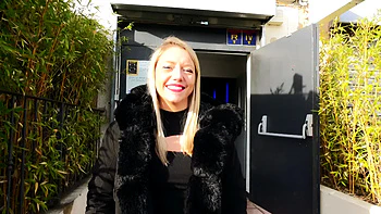 Ashley's more naughty request ... - Jacquie et Michel TV videos