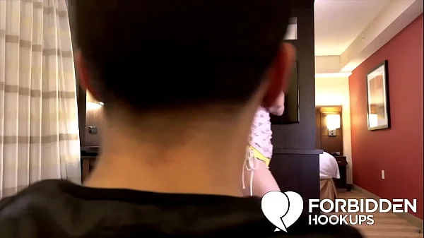 Hot teen babe fucks a lucky guy videos