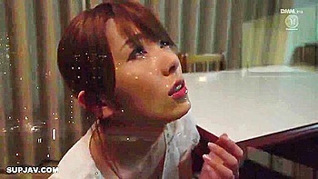 Mature Woman Cheating On Her Husband With Next Door Guy On Middle Nights J4u1x0mr - Yui Hatano videos