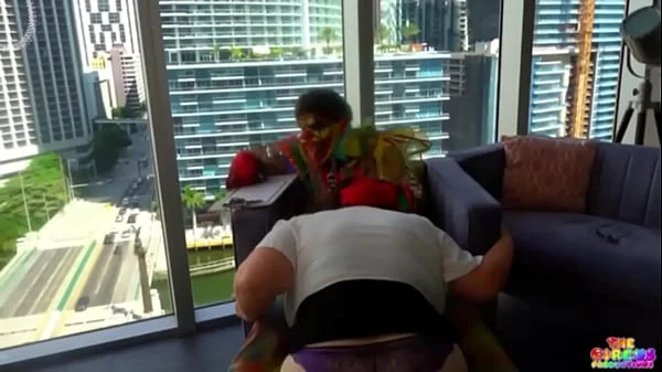 How businessman close million dollar deals videos