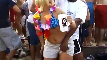 Hot chicks reveal their amazing tits: Big Tits, Amateur  Outdoor Porn videos