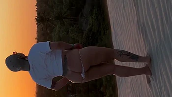 Ele Pegou A Mamae Noel Se Masturbando E Fez Ela Gozar! With Loira Cavala And Loira Brasileira videos