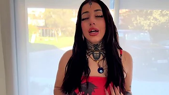 Lylou was only waiting to meet Tiny ... - Jacquie et Michel TV videos