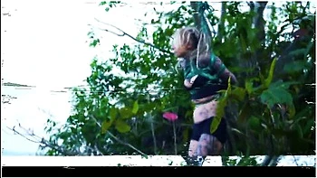 Tattoo Piercing Dreadhead Girl Gets Tied Up By Lily Lu On Public Beach - Kinbaku, Shibari, Bondage videos