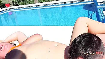 Rich Horny Cougar Jojo Fucks The Pool Boy & Gets A Creampie videos