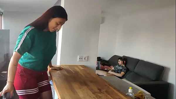 caught my stepdad masturbating and I did the same, anal masturbation and double penetracion on the kitchen table, almost got caught videos