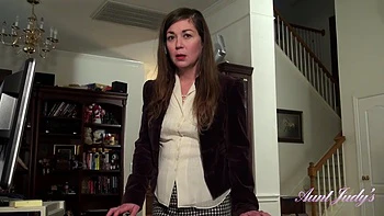 Isabella Found Your Archive videos