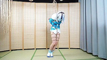 Gura Cosplay Bondage videos