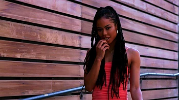 Ebony babe Kira Noir gets her pussy stuffed with two cocks videos