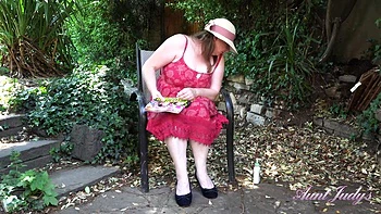 Rachel Outdoor Masturbation videos