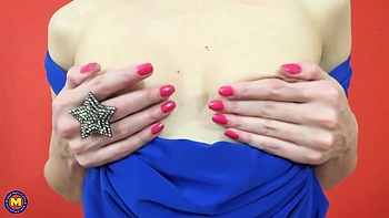 Hot Skinny MILF Afina Kisser Makes Herself Cum with Her Toys videos