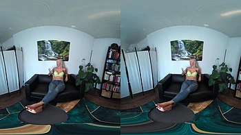 Gemeine Mitbewohnerin Lässt Dich Sperma Schlucken videos