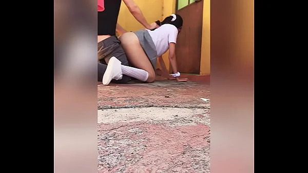 ALUMNOS de la TÉCNICA Teniendo SEXO en el Receso del Colegio Mientras la Directora Habla en el Micrófono ! videos