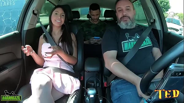 Natalia Nazzario entra na carona e acaba sendo surpreendida pelas surpresas - Vinny Kabuloso videos