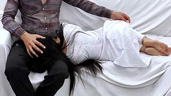 Seeing My Stepmother-in-laws Thin Waist And Thick Ass, My Penis Became Erect videos