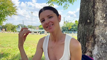 Succubus, 20 years old, also gets naughty with women... - Jacquie et Michel TV videos