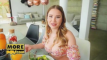 Amalia Davis Gives U Her Booty And Her Vagina To Pump videos