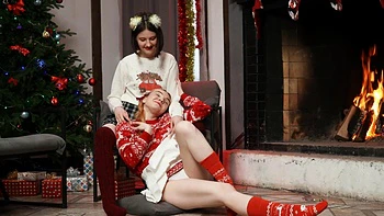 Cute girls Margo Von Teese and Lina Sun in passionate socks action videos