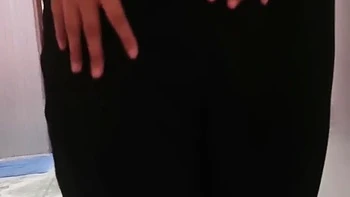 The Customer Unexpcetly Grabbed My Breasts videos