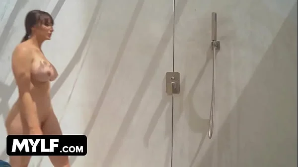 Horny Neighbour Caught Spying On Perfect Assed Milf Showering In Her Backyard After Sweaty Workout videos