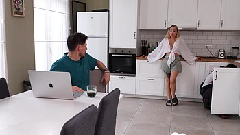 Plumber cleans out my cunt with his donger videos