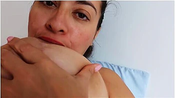 Tetas Grandes In Im Hot, You Want To Accompany Me videos