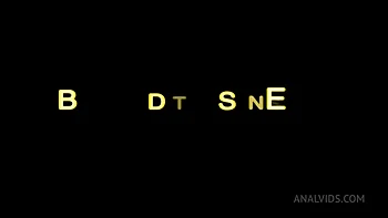 Bts: Mackenzie Is Back & So Is Her Balloon-Knot Featuring Mackenzie Mace With Filou Fitt videos