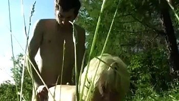 Russian picnic: Blowjob, Doggy  Amateur Porn videos