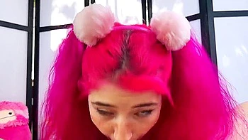 Tiktoker Faps Me Off Making Ditzy Faces videos