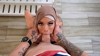 Pervmom - Dont You Think Your Girlfriends Panties Look So Much Better on Mommy?: Porn videos