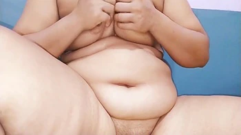 Asian Wife Trying To Cum Solo videos