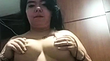 Chubby Colombia Girl videos