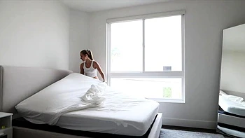 Caroline Zalog Making The Bed Onlyfans Video videos