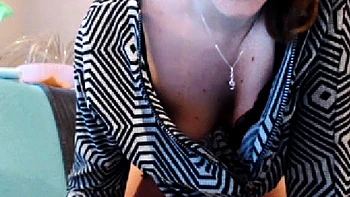 amateur sur camfrog lisse se masturbe en cam videos