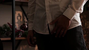 Blonde Wife Gets Hard Dick For Christmas videos