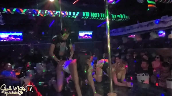 show extremo en mexicali con mis novias y hicimos squirte al final videos