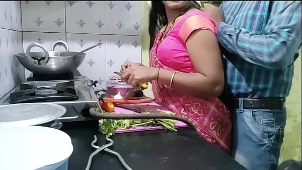 गाव की गवार लड़कि ने अच्छे साडी पहनकर बॉस से चुदाई की मुंबई आशु videos