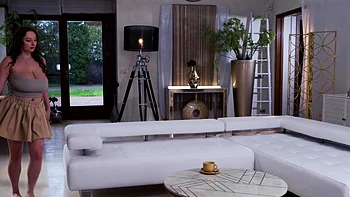 Amber Blooms Huge Tits Gets Gobbled Up Before Fucking videos